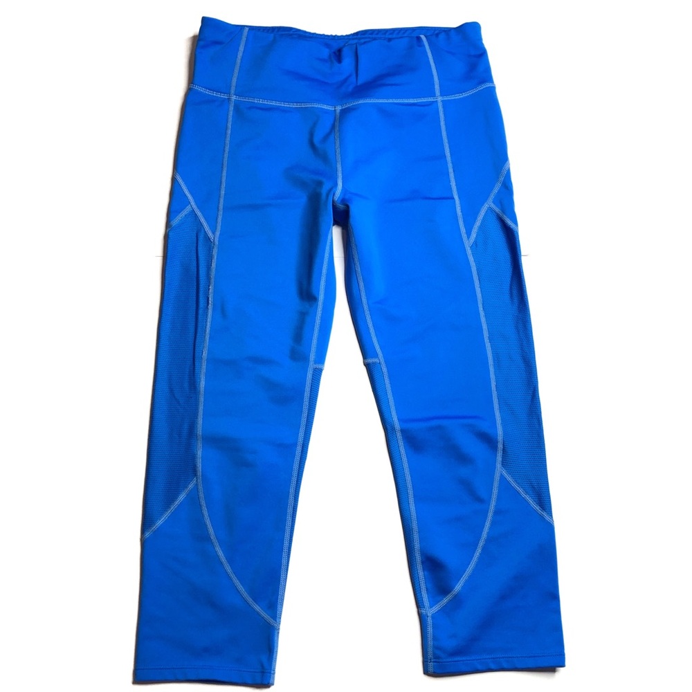 Athleta Chaturanga Capri Legging Blue